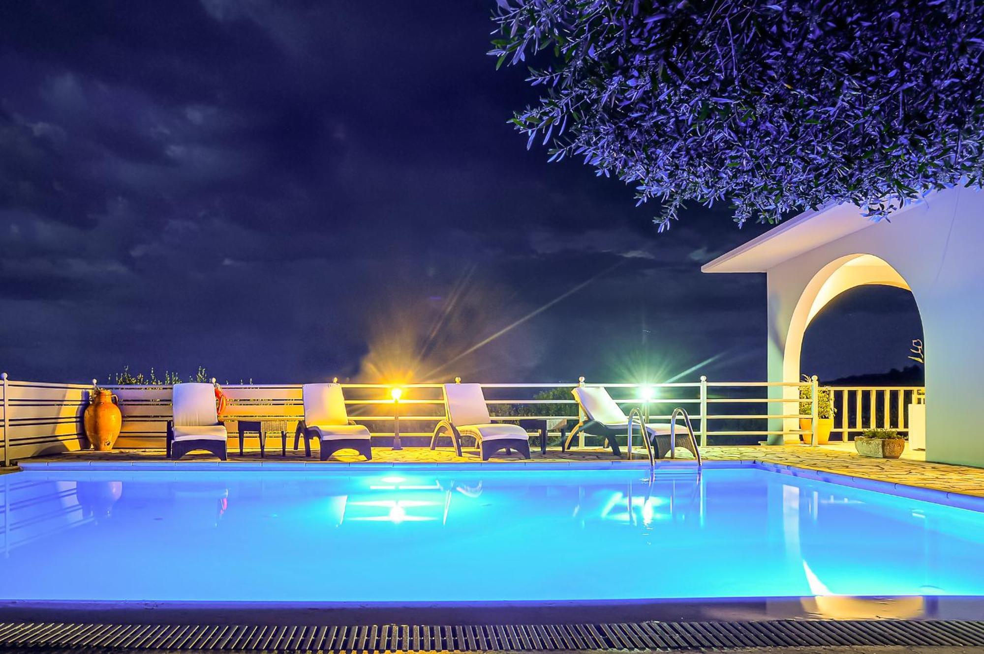 Lioniskari Seaviews - Paxoi'S Private Pool Oasis Villa Porto Ozias ภายนอก รูปภาพ